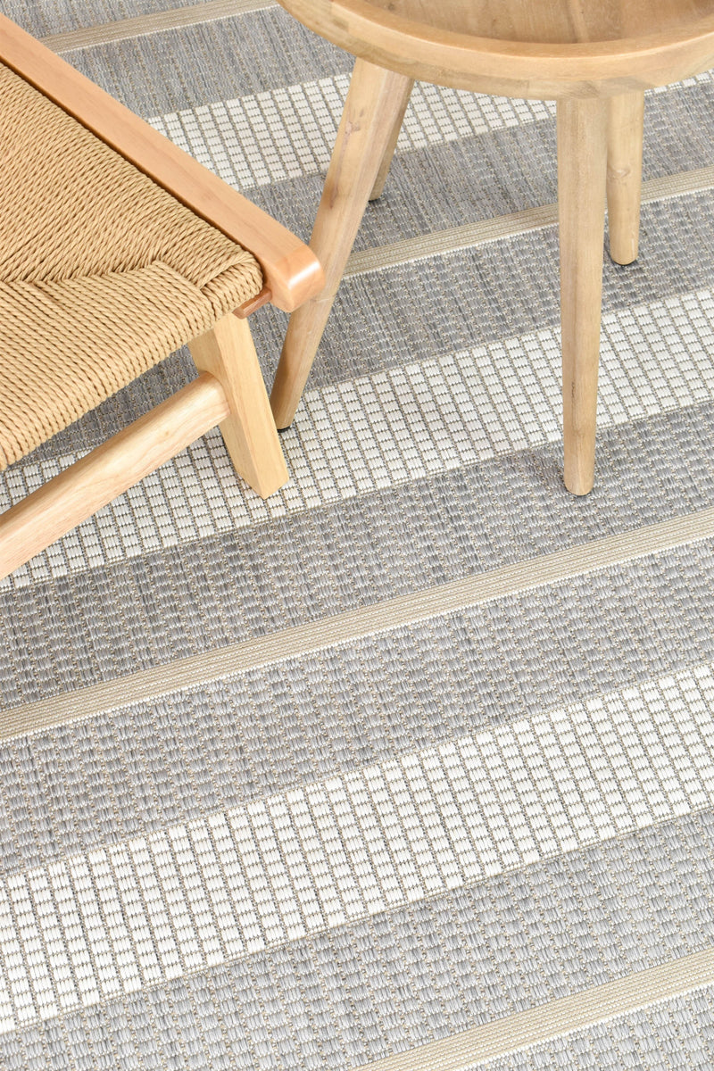 Alma 25 Grey Outdoor Rug