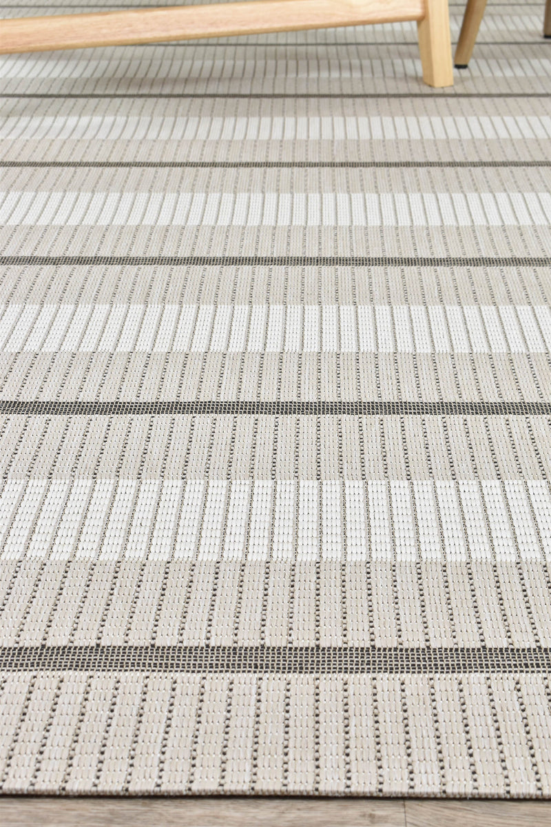 Alma 25 Beige Outdoor Rug