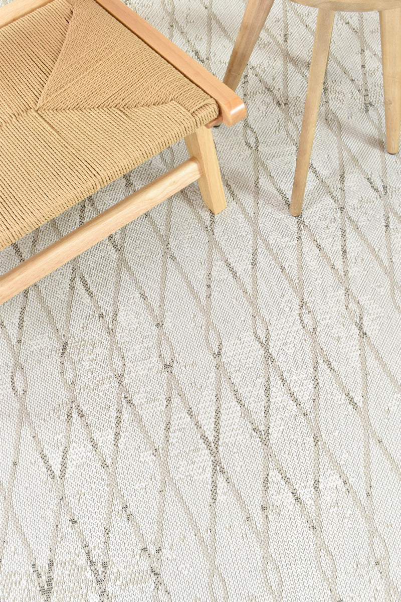 Alma 28 Cream Beige Outdoor Rug