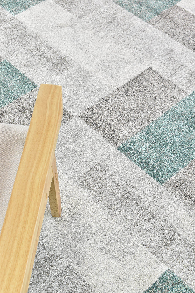 Chester 34 Emerald Green Rug