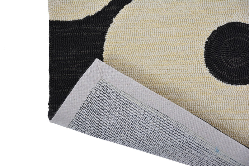 Orla Kiely Spot Flower Black Outdoor Rug 460805