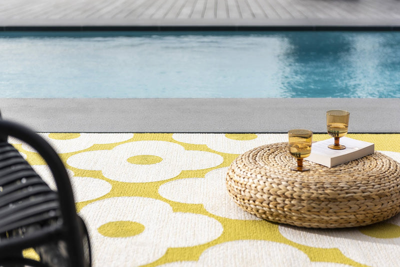 Orla Kiely Spot Flower Dandelion Outdoor Rug 460806