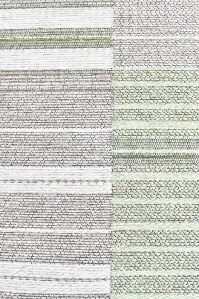 Vermont 54 Mint Green Outdoor Rug
