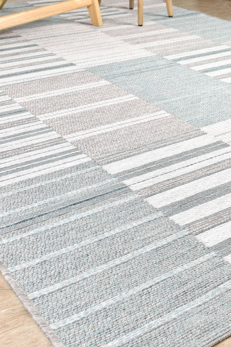 Vermont 54 Soft Blue Outdoor Rug