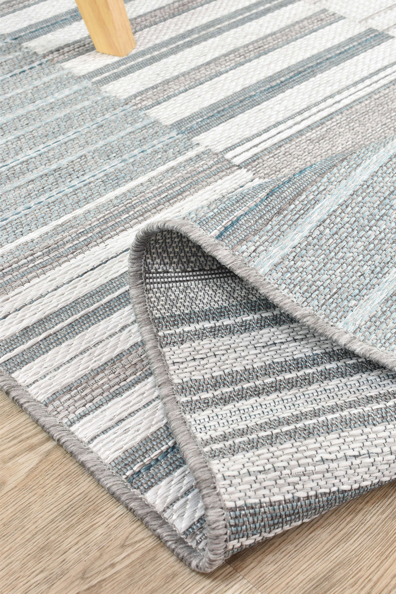 Vermont 54 Soft Blue Outdoor Rug
