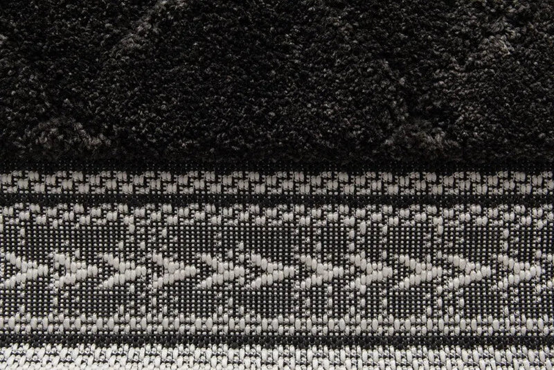 Fara 16 Black Premium Shag