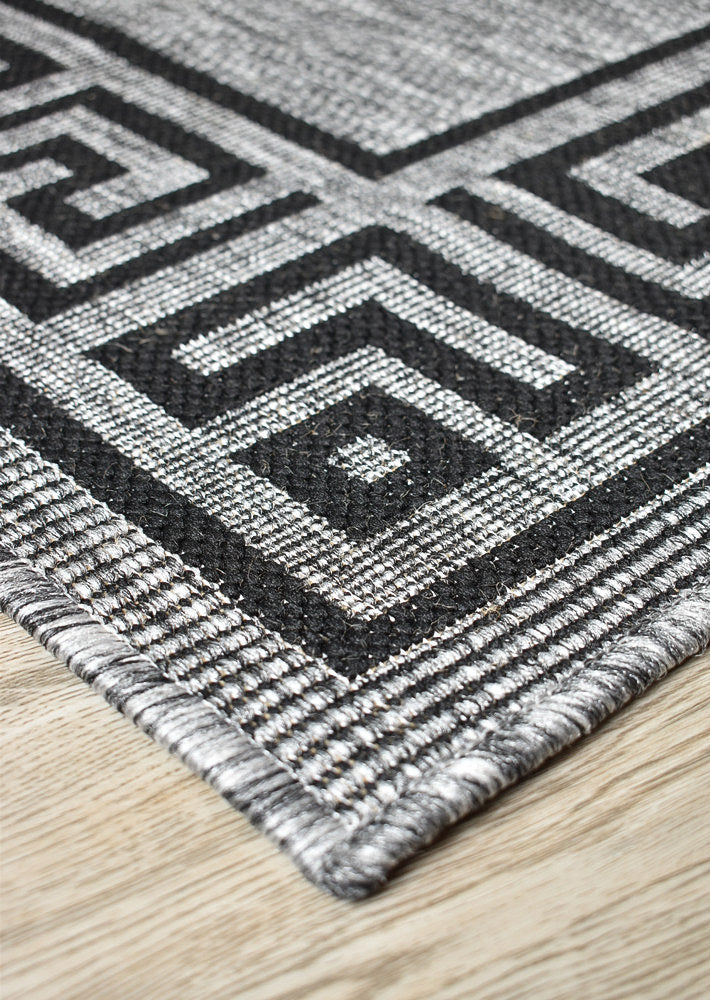 Alaska Indoor Outdoor 81 Light Grey Rug