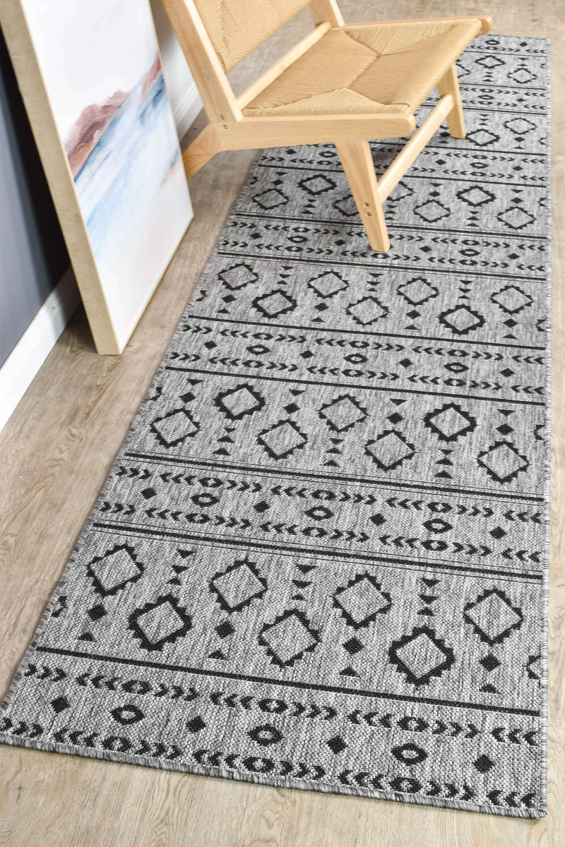 Alaska Indoor Outdoor 33 Dark Grey Rug