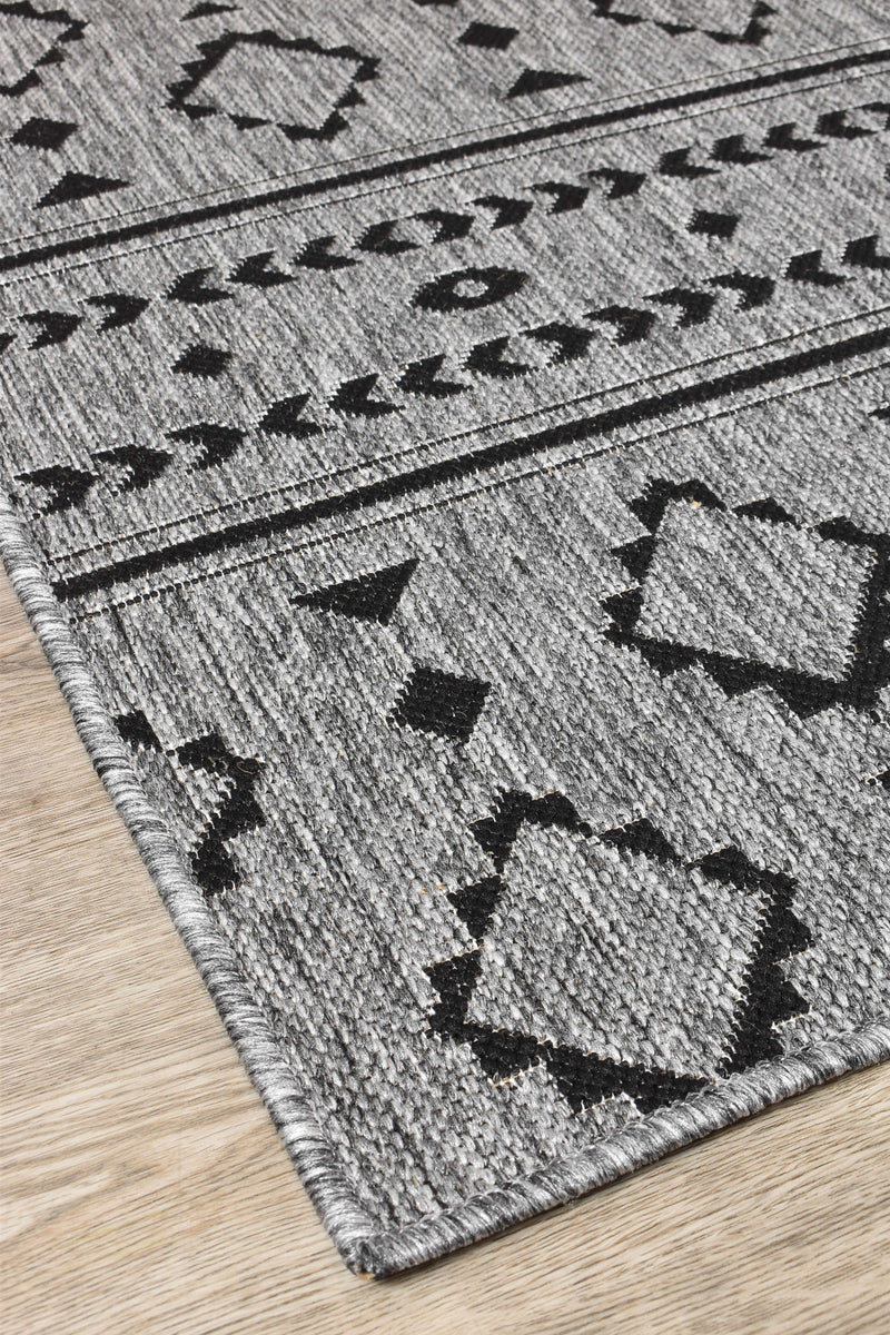 Alaska Indoor Outdoor 33 Dark Grey Rug