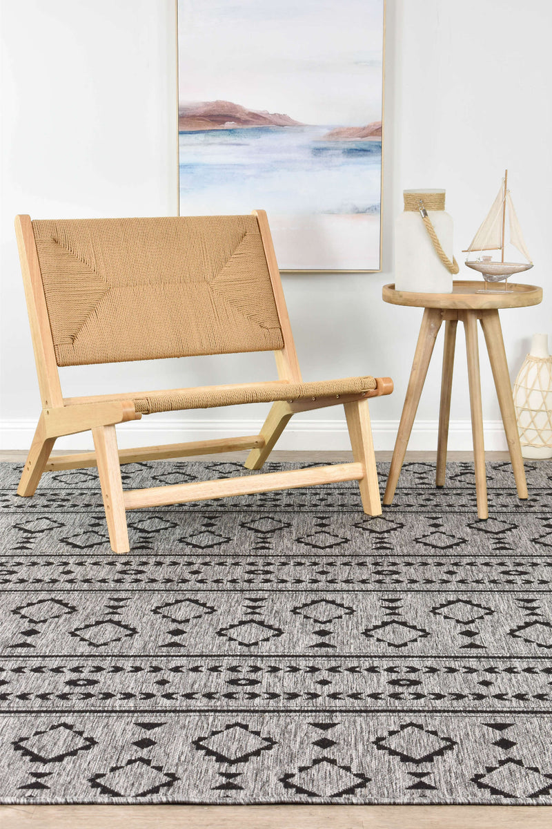 Alaska Indoor Outdoor 33 Dark Grey Rug