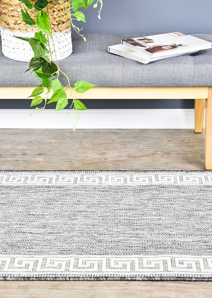 Alaska Indoor Outdoor 81 Light Grey Rug