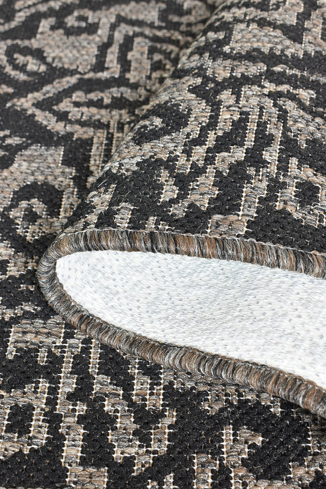 Alaska Indoor Outdoor 05 Brown Black Rug