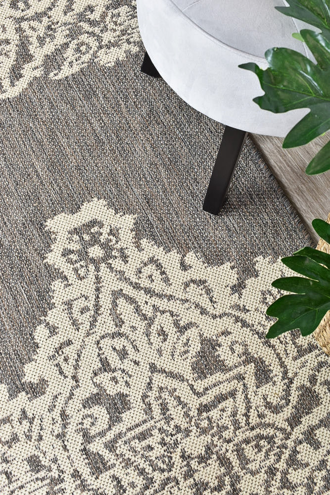 Alaska Indoor Outdoor 05 Brown Cream Rug