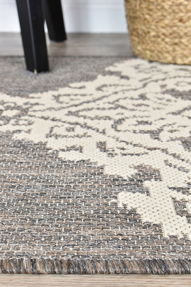 Alaska Indoor Outdoor 05 Brown Cream Rug