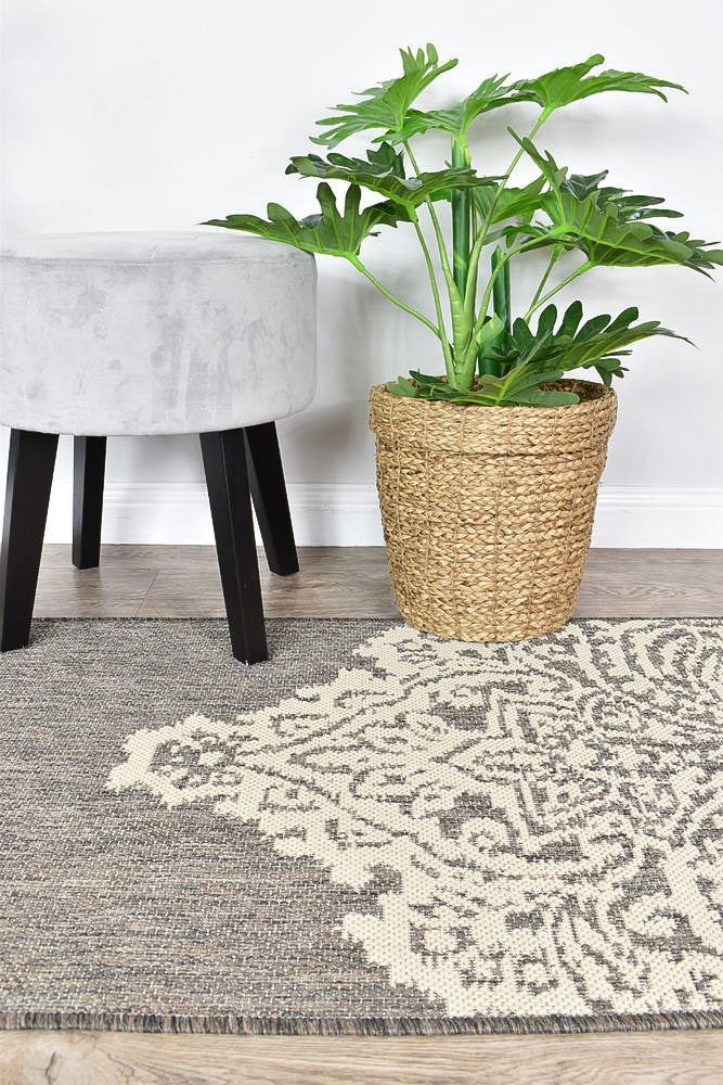 Alaska Indoor Outdoor 05 Brown Cream Rug