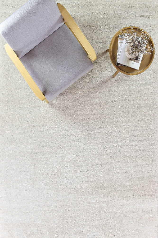 Calympso 17 Cream Rug