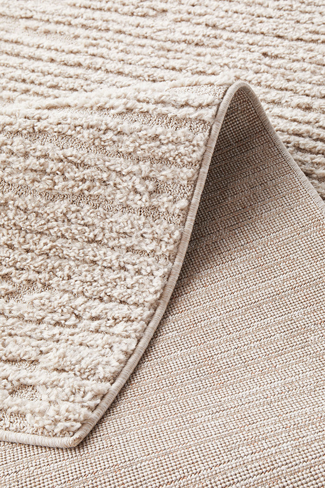 Marigold Suri Natural