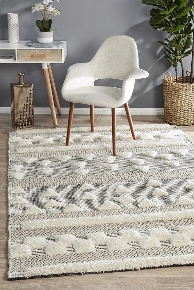 Rhythm Flow Ivory Rug