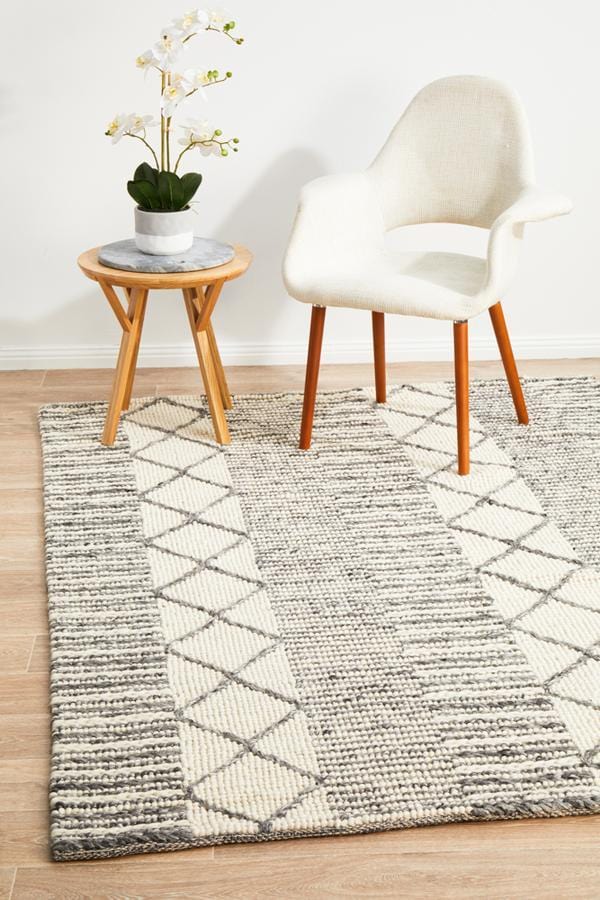 Hellena Braied Grey Wool Rug