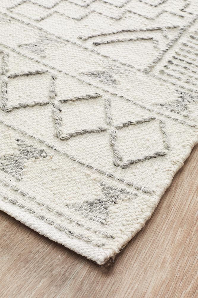 Hudson-Salena Rug Ivory