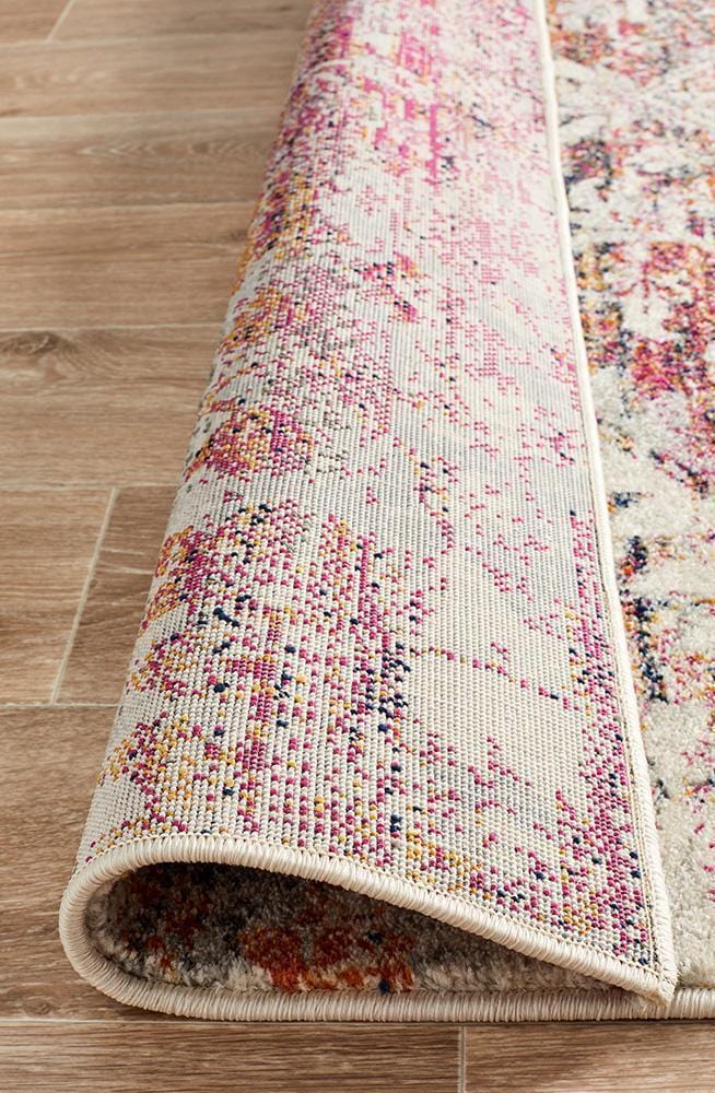 Museum-Museum Lili Fuschia Rug