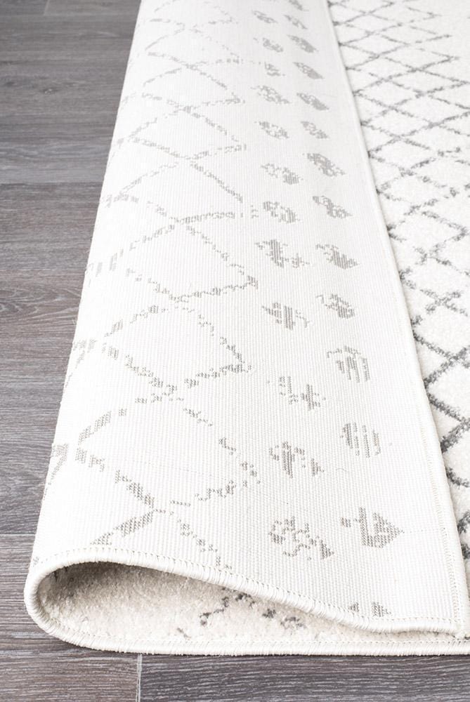 Oasis-Oasis Selma White Grey Tribal Rug