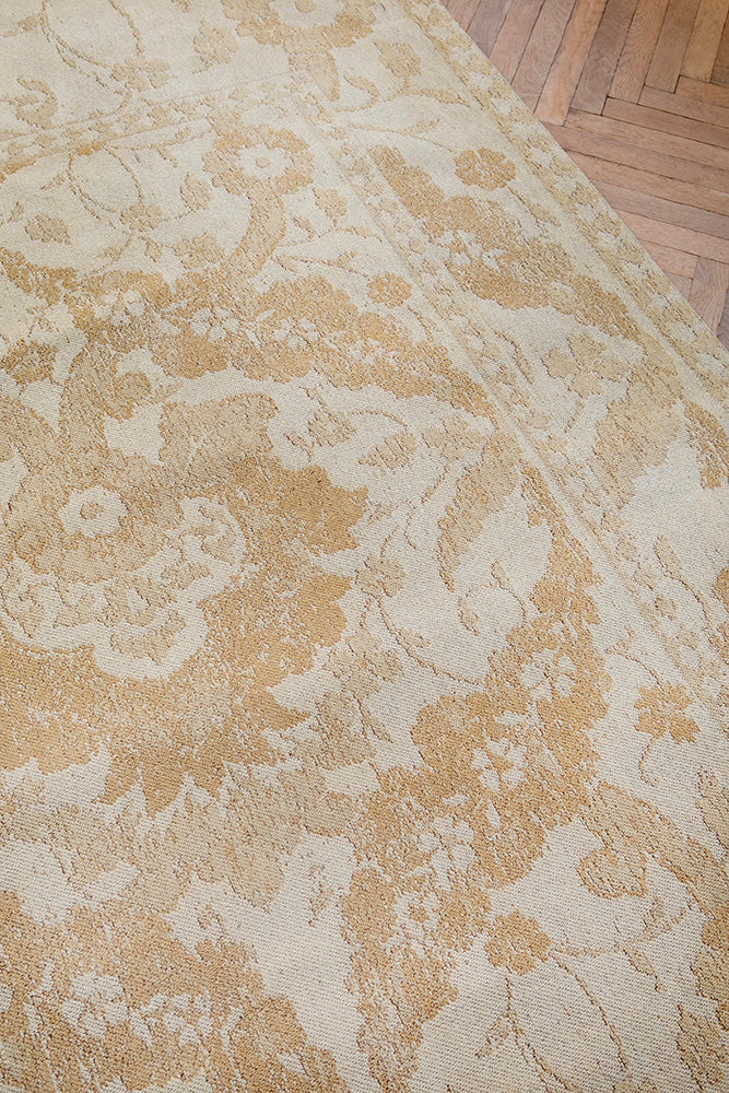 Laura Ashley Newborough Pale Gold 081606 Rug