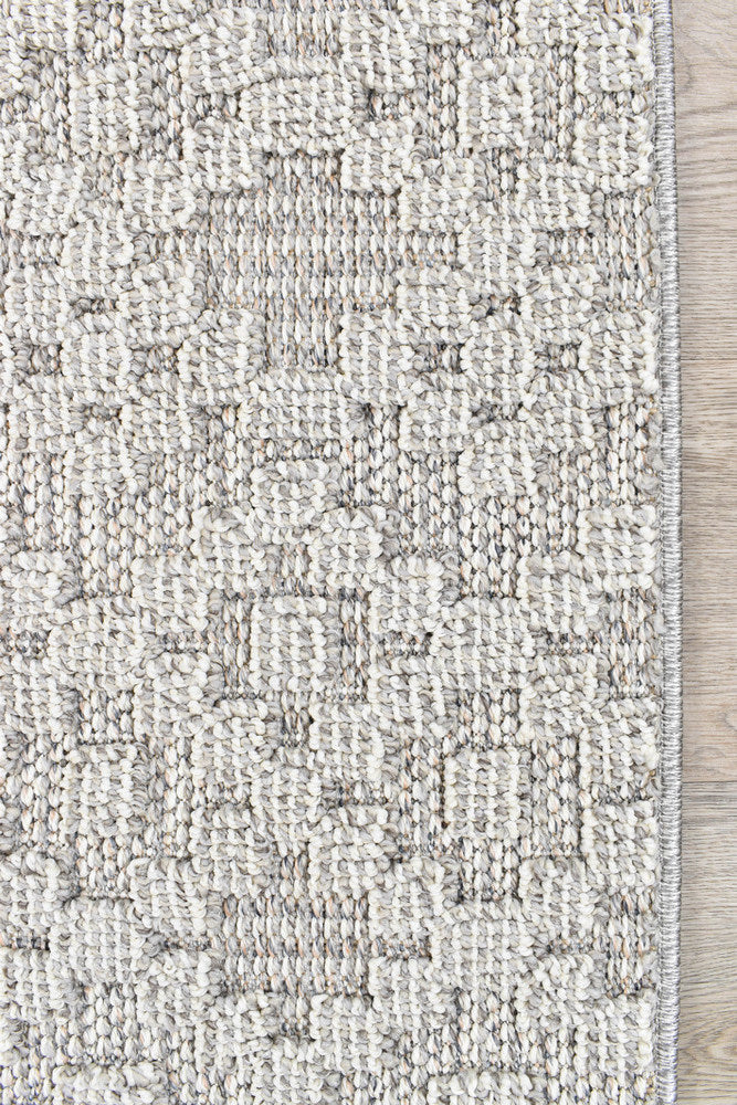Colorado Chevron Light Grey Outdoor Rug
