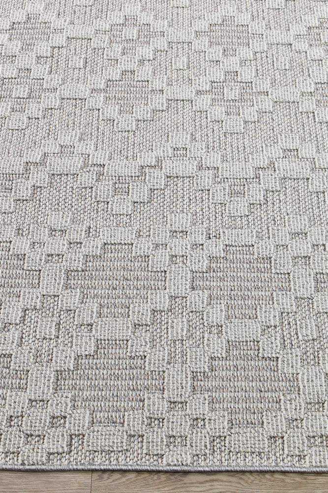 Colorado Chevron Light Grey Outdoor Rug