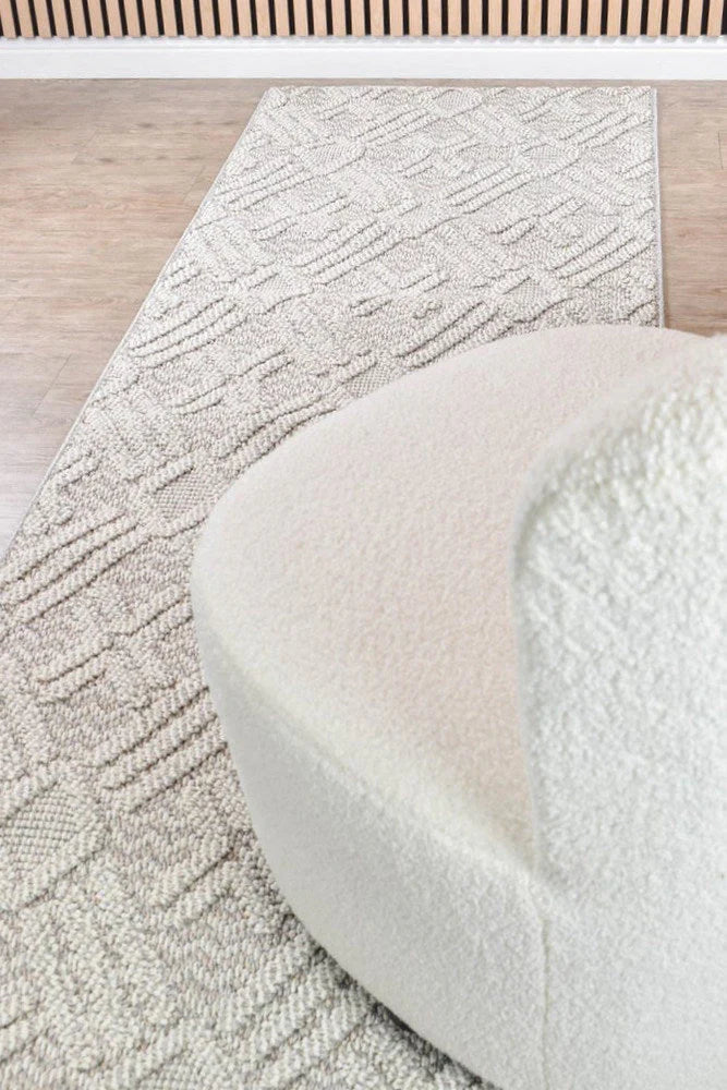 Colorado Diamond Light Grey Outdoor Rug