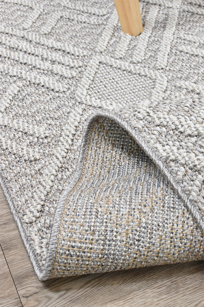 Colorado Diamond Light Grey Outdoor Rug