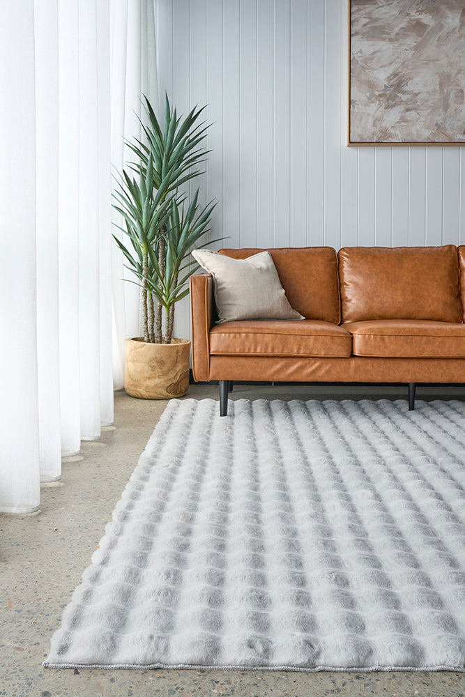 Bubble Silver Machine Washable Rug