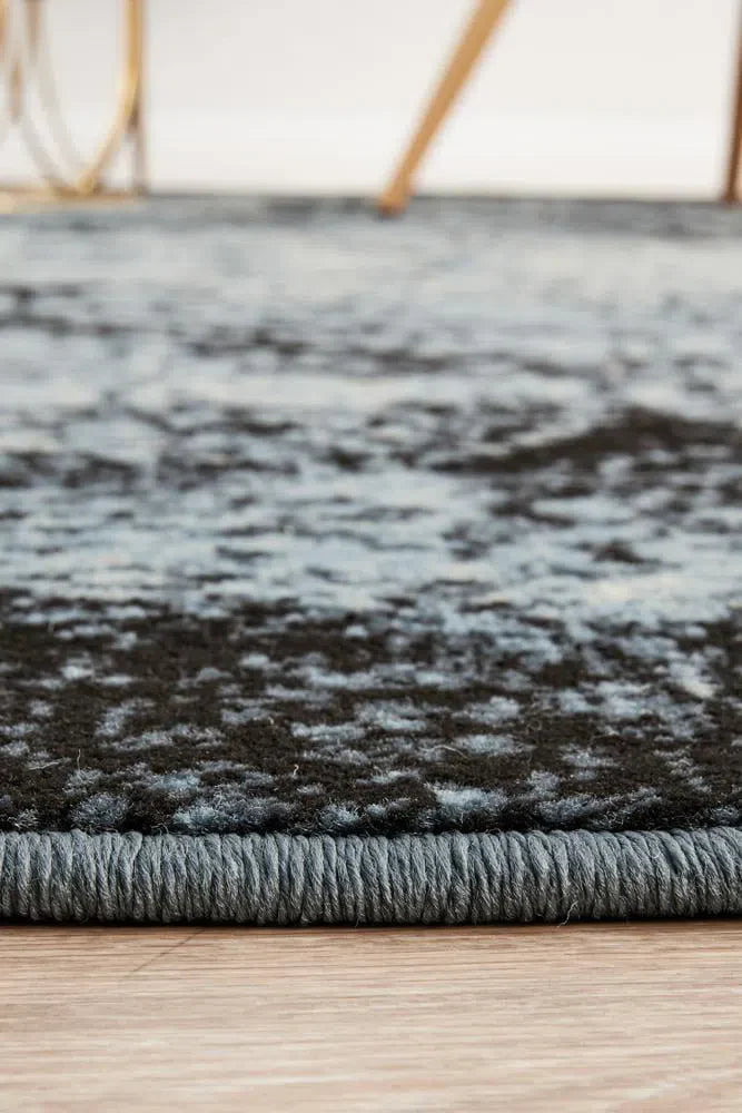 Elisabeth Heritage Rug Navy