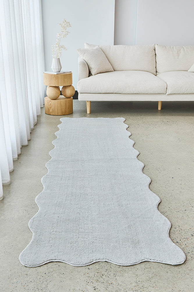 Evelyn Silver Runner Rug