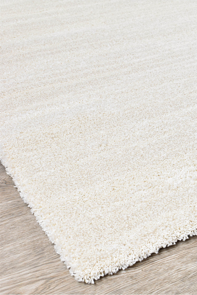 Naomi Topaz Cream Shag Rug