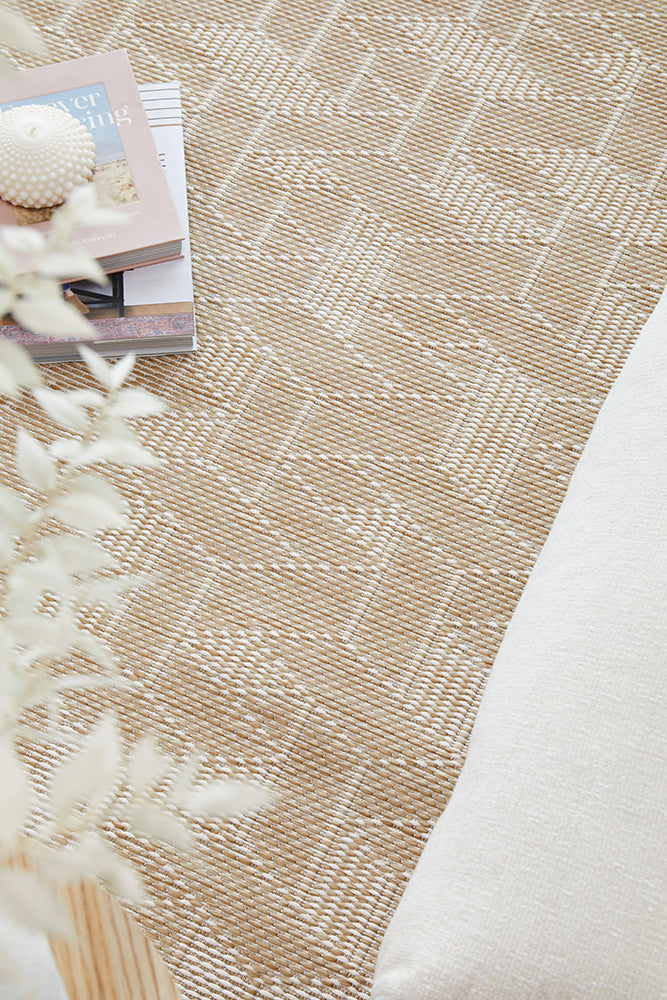 Patio Kudo Natural Indoor Outdoor Runner Rug