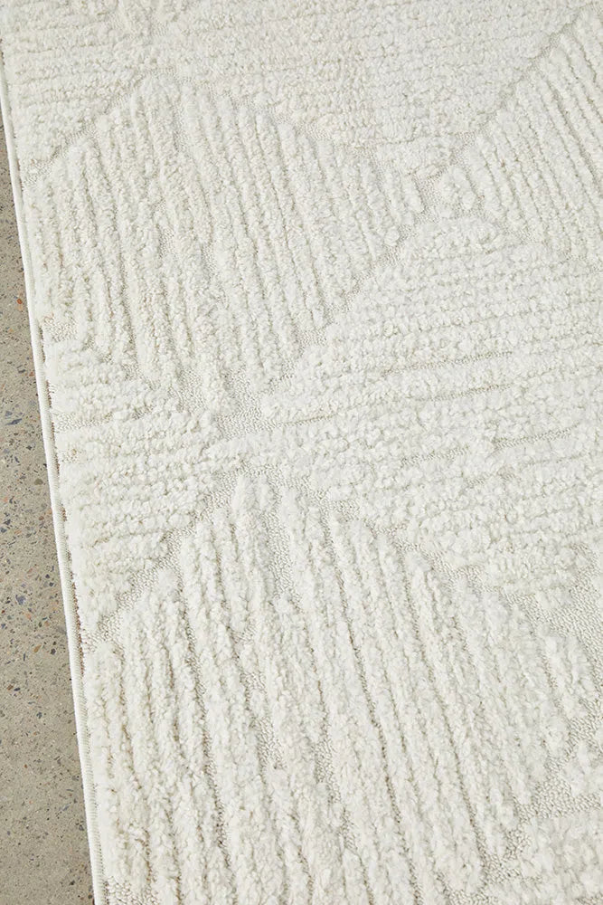 Serenade Shilo White Rug