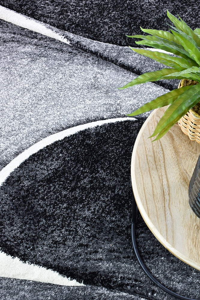 Dahlia 37 Dark Grey Rug