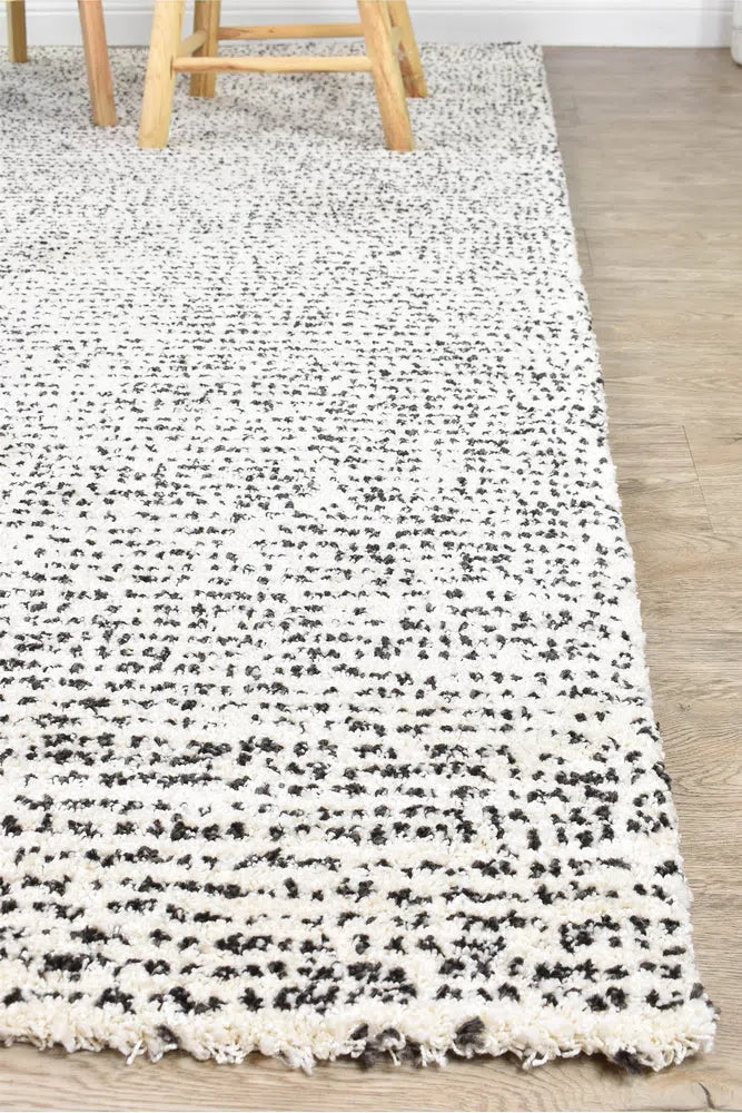 Naomi Polka Ivory Shag Rug