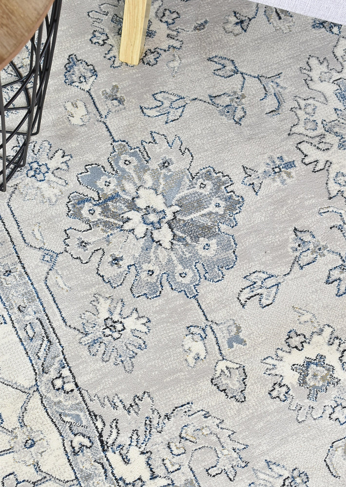 Zeus Blue 44 Traditional Rug