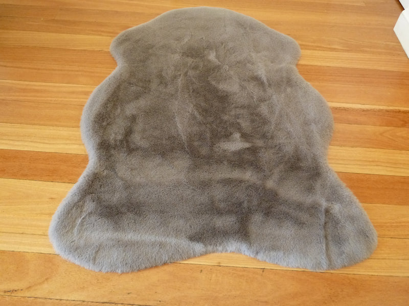 Grey Sheepskin look Ultra Soft Faux Fur Luxurious Modern Rug Floor Mat