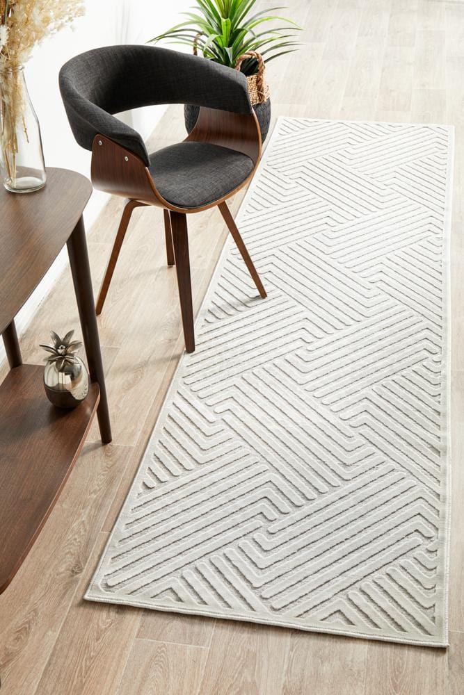 York Cindy Natural White Runner Rug