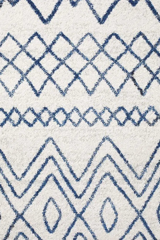 Oasis-Oasis Nadia White Blue Rustic Tribal Runner Rug