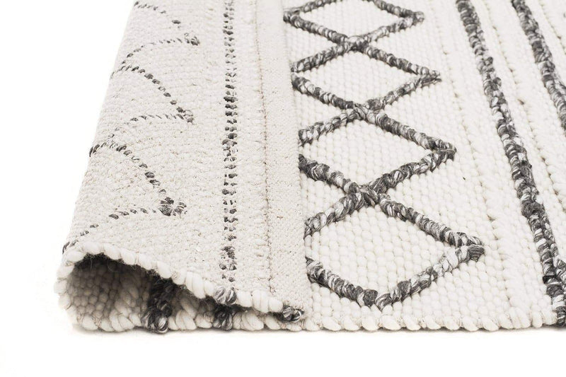 Studio-Milly Textured Woollen Rug White Grey